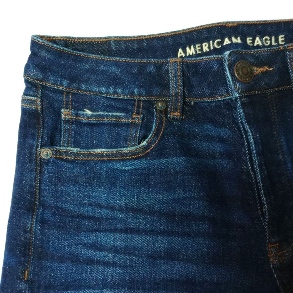 American Eagle Outfitters Women's Stretch Button Fly TomGirl Capri Jeans NWT - Picture 4 of 6
